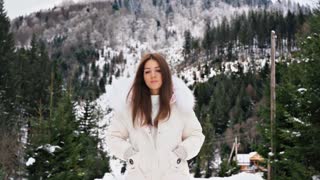 Дарина Кочанжи - В Холоде (Премьера клипа 2020)