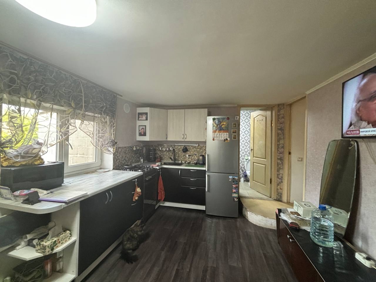 Продам дом п. Касиора, р-н кв. Южный площадь 65 кв.м., 4 комнаты, кухня, санузел кафель, новый котел, газ.колонка, окна мет/пластиковые, новая крыша, широкий участок 6 соток, широкая улица. Цена 5 700 000₽. +79591730175 Татьяна, +79591695183 Роман ...